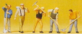 Preiser 10461 HO Scale People Working -- Workers w/Picks & Shovels