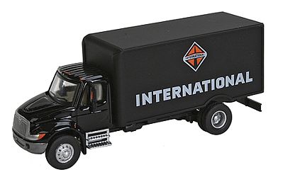 Walthers SceneMaster 949-11292 HO Scale International(R) 4900 Box Van Intl