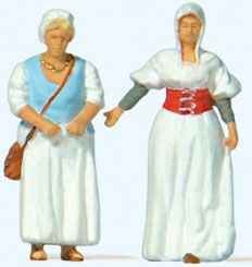 Preiser 28224 HO Scale Market Women in Medieval Dress -- pkg(2)