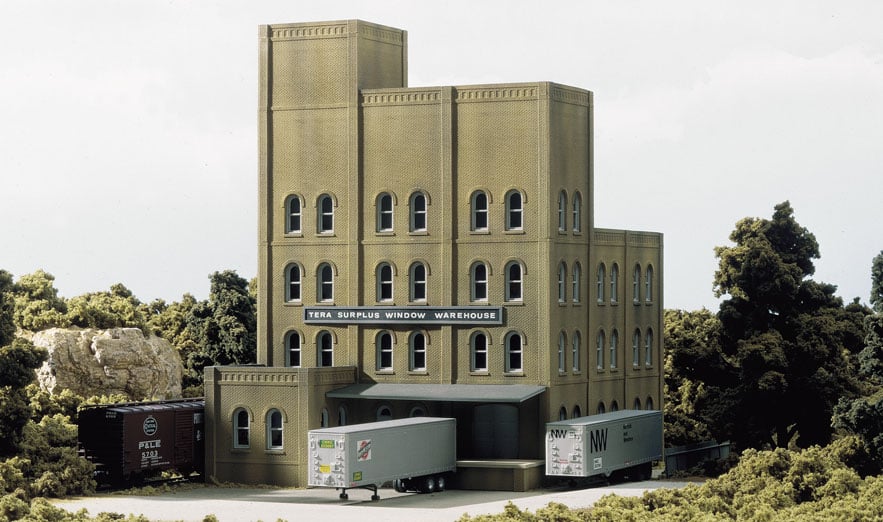 Design Preservation Models 35500 HO Scale Modular Building Systems Complete Kits -- Tera Surplus Window Warehouse 8-3/4 x 11-1/2" 22.2 x 29.5cm