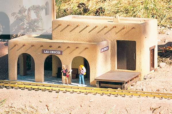Piko 62252 G Scale Las Cruces Train Station Kit