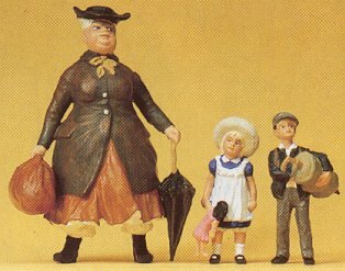 Preiser 45061 G Scale Aunt Tully w/Nephew & Niece