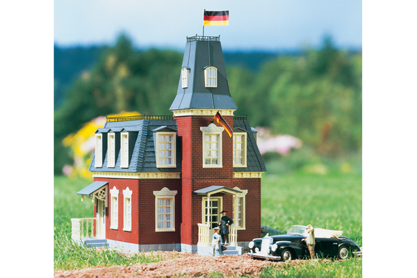 PIKO 62054 G Scale German Embassy Kit
