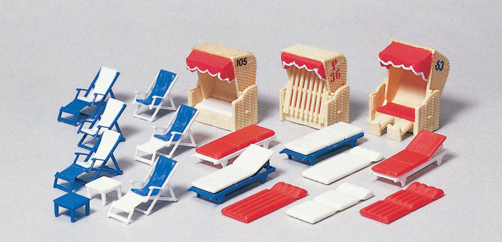 Preiser 17308 HO Beach Chairs, Lounges & Huts Kit pkg(18)