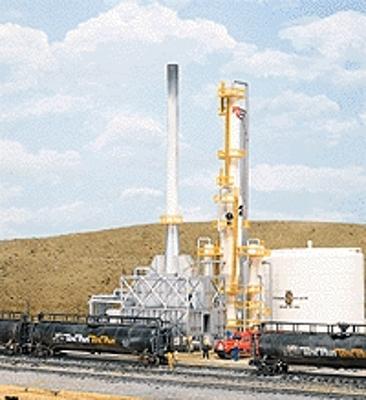 Walthers Cornerstone 933-3219 N Scale North Island Oil Refinery -- Kit