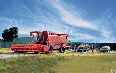 Walthers SceneMaster 949-11003 HO Scale Farm Combine - Kit