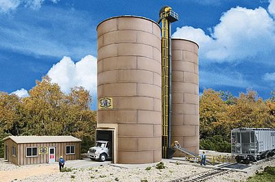 Walthers Cornerstone 933-4036 HO Scale Rail-to-Road Aggregate Transfer -- Kit