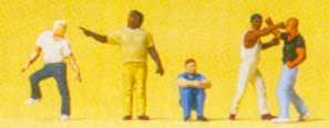 Preiser 79175 N Scale Pedestrians -- Street Scene/Fight