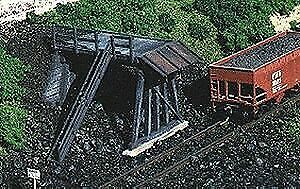 Blair Line 177 HO Scale Truck Dump Kit - 4 x 1-3/4" 10 x 4.4cm
