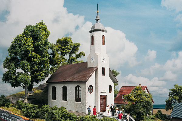Piko 61825 HO Scale St. Lucas Church Kit