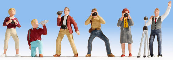 Noch 36571 N Scale Photographers -- pkg(6)