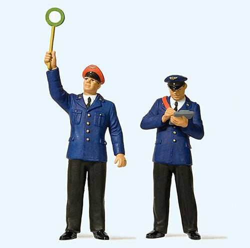 Preiser 44920 G Scale German Railroad Controller & Conductor