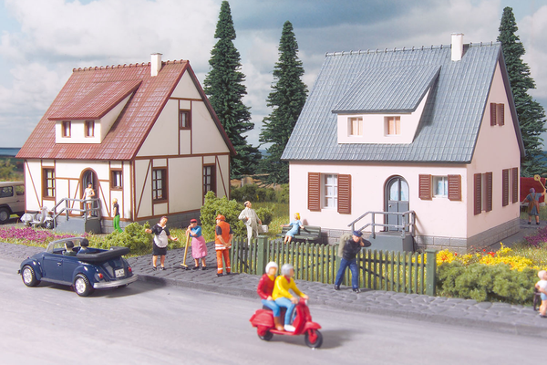 Piko 61145 HO Scale Neuburg Cottages Kit
