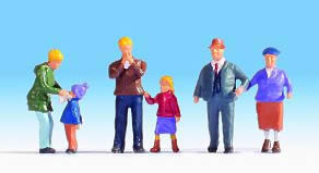 Noch 15930 HO Scale Meier Family in Winter -- pkg(6)