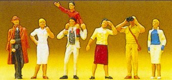 Preiser 10026 HO Scale Pedestrians -- Railfans Standing