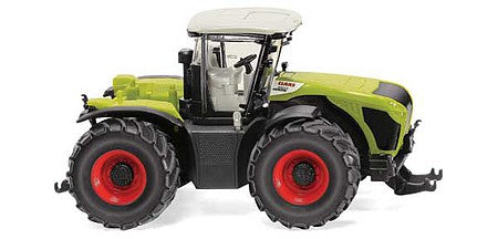 Wiking 36397 HO Scale Claas Xerion 4500 Tractor - Assembled -- Green, Gray, Red