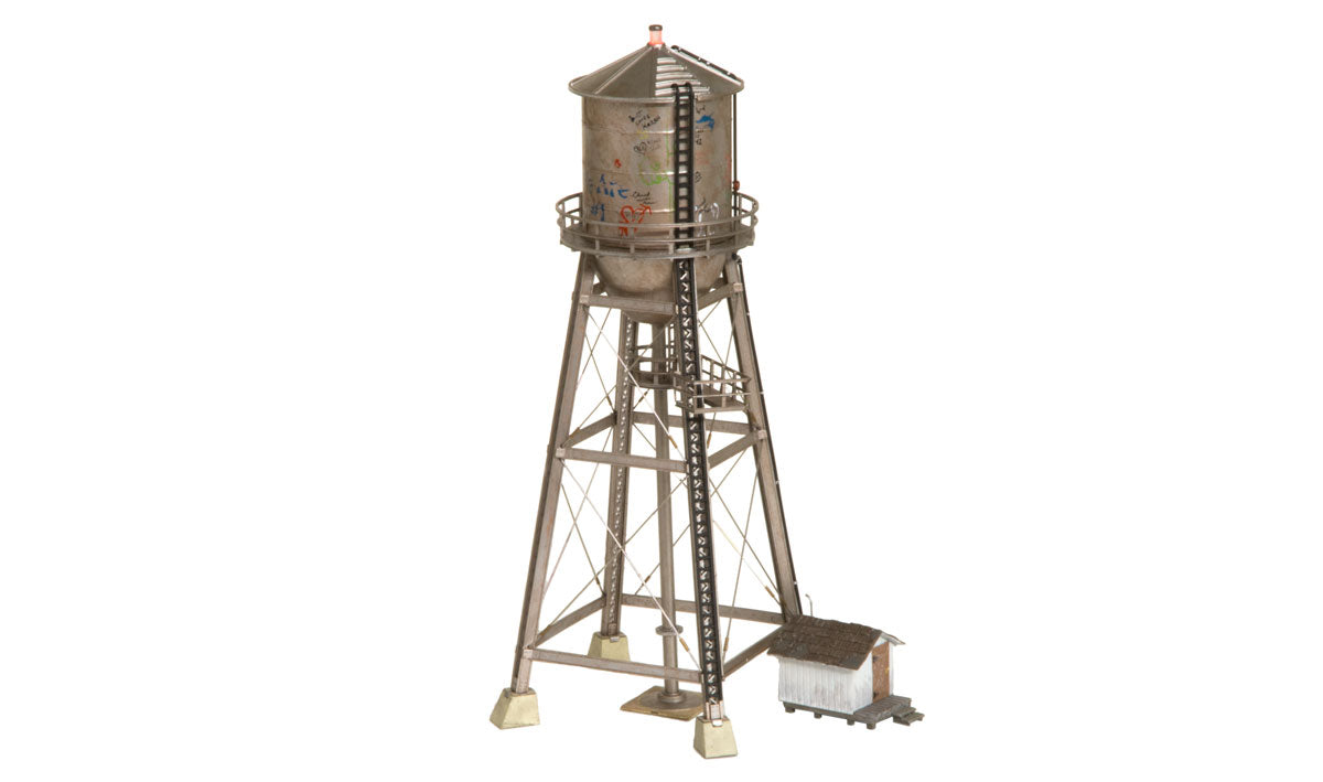 Woodland Scenics 5064 HO Scale Rustic Water Tower - Built-&-Ready(R) Landmark Structure -- Assembled