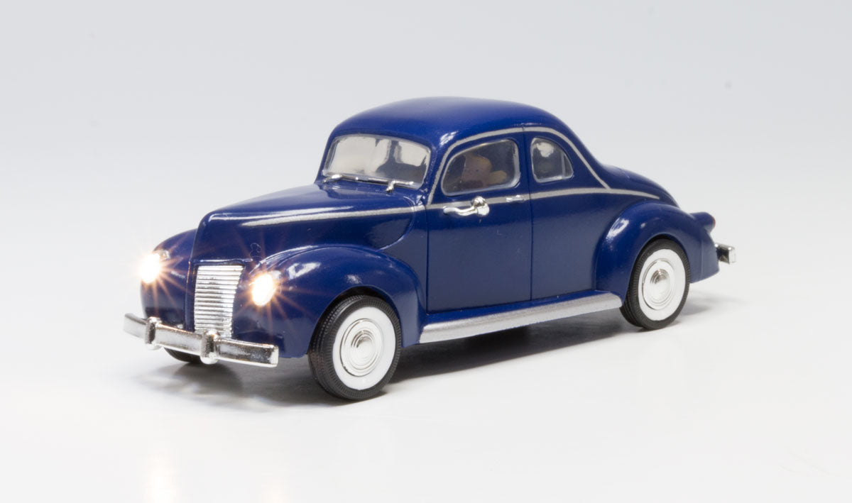 Woodland Scenics 5978 O Scale Blue Coupe - Just Plug(R) Lighted Vehicle -- Blue