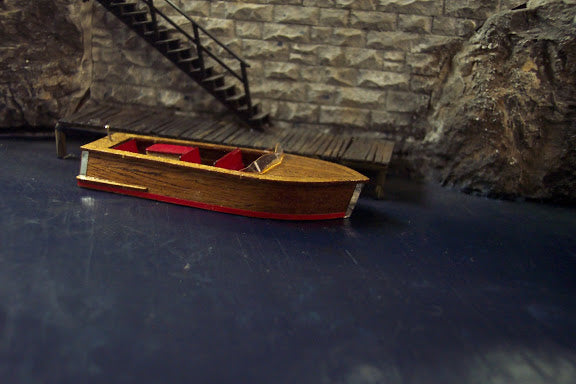 Osborn Models 1001 Ho 21' Mahogany Runabout