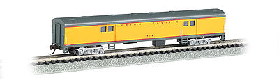 Bachmann 14454 N Scale 72' Smooth-Side Baggage Car - Ready to Run -- Union Pacific (Armour Yellow, gray, red)