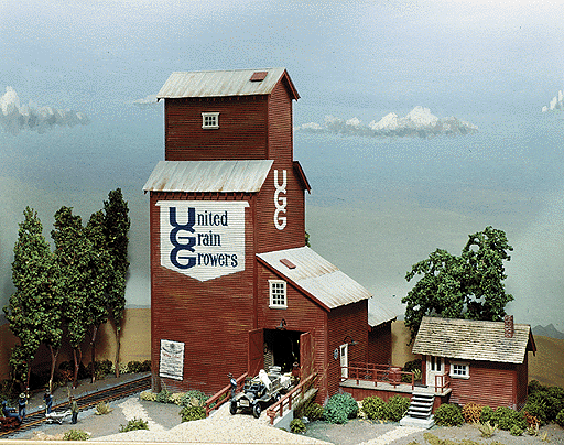 Campbell Scale Models 384 HO Scale Grain Elevator -- 3-1/2 x 10-1/2" 8.9 x 26.6cm