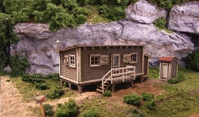 Blair Line 1000 N Scale Joe's Cabin w/Outhouse -- Kit - Cabin: 2-3/8 x 1-1/4" Outhouse 3/8 x 3/8"