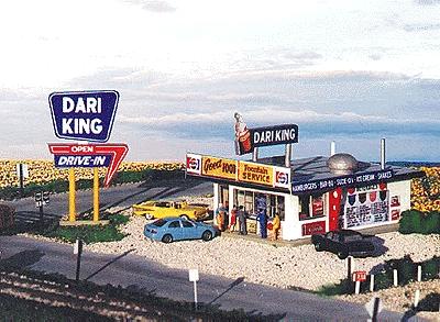 Blair Line 182 HO Scale Dari-King Drive-In Restaurant -- Kit - 4 x 5" 10 x 12.5cm
