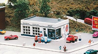 City Classics 401 N Scale Crafton Avenue Service Station -- Kit - 3-1/4 x 2 x 1-1/4" 8.1 x 5 x 3.1cm