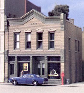 Design Preservation Models 51200 N Scale DPM Structure Kits -- Roadkill Cafe - 2-1/4 x 2-3/4" 5.6 x 6.8cm