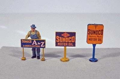 JL Innovative Design 475 HO Scale Vintage Gas Station Curb Signs -- Sunoco pkg(3)