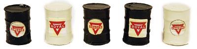 JL Innovative Design 569 HO Scale Custom Oil Barrel pkg(5) -- Conoco (ivory, green)