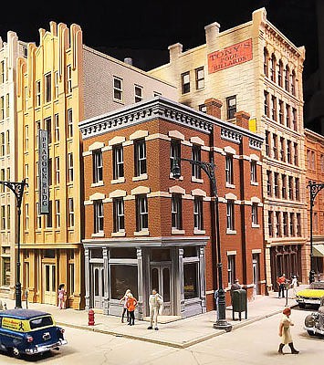 Lunde Studios 32 HO Scale Moore Books -- Kit