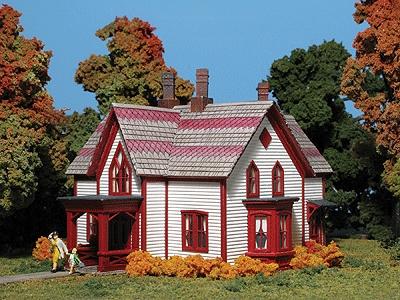 Monroe Models 2205 HO Scale Ellie's House -- Kit - 5 x 6-3/4 x 4" 12.7 x 17.1 x 10.1cm