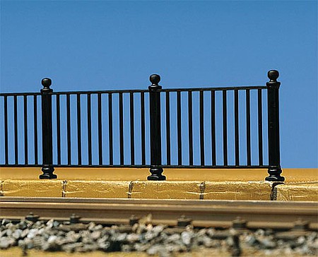 Pola 330953 G Scale Iron Railing -- 64" 160cm