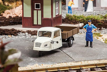 Pola 331612 G Scale 1956 Goliath GD 750 3-Wheel Low-Side Delivery Truck - Kit -- White