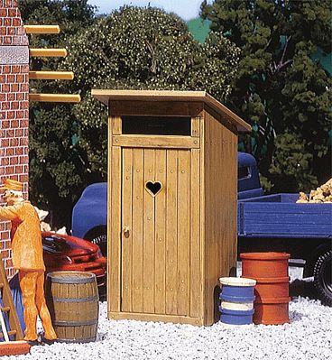 Pola 333215 G Scale Wood Outhouse