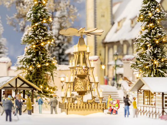 Noch 14395 HO Scale Christmas Tree Pyramid Statue - Laser-Cut Minis -- Kit