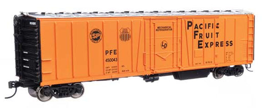 Walthers Mainline 910-3790 HO Scale 50' AAR Reefer Car PFE #450043