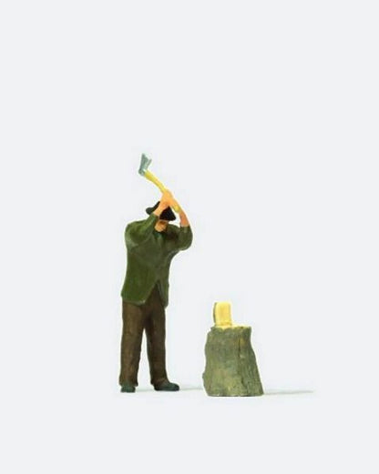 Preiser 28113 HO Scale Chopping Wood
