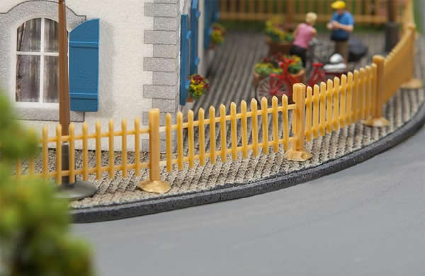 Faller 180415 HO Scale Wooden Picket Fence - Kit