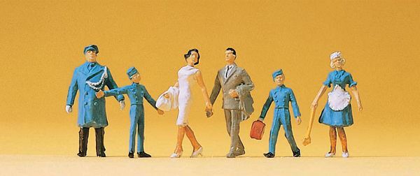 Preiser 14131 HO Scale People -- In Front of a Hotel - 2 Guests & 4 Hotel Staff