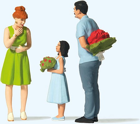 Preiser 44934 G Scale Surprise with Flowers -- Man, Woman, Daughter