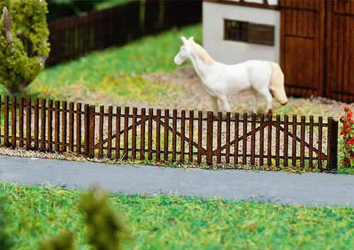Faller 272410 Z Scale Wooden Picket Fence -- Kit - 4 Sections