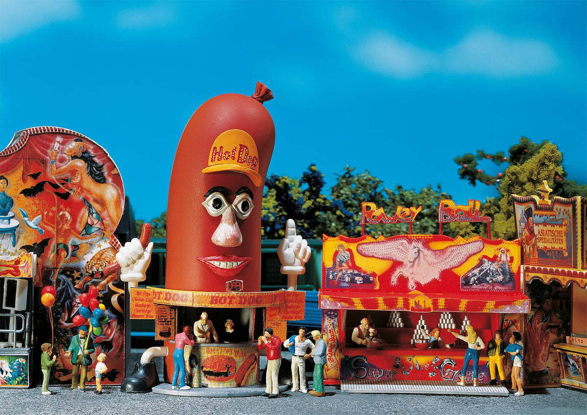 Faller 140464 HO Scale Hot Dog & Power Ball Booths Model Kit