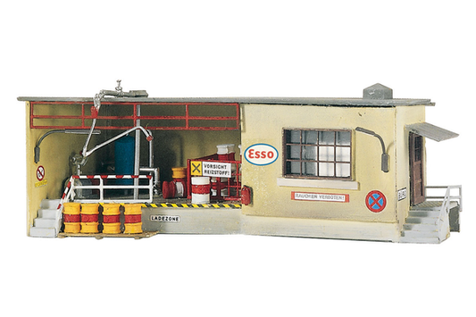 Piko 61106 HO Scale Tank Station Office Kit