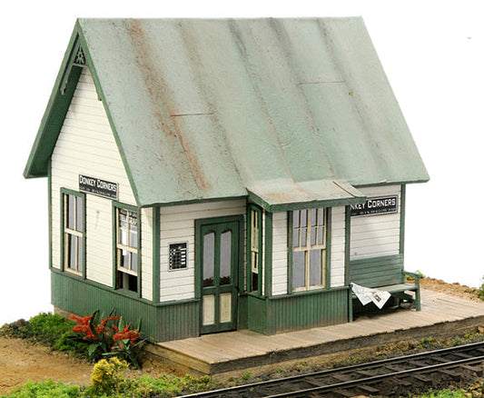 Banta Model Works 2108 HO Scale Donkey Corners Depot Kit