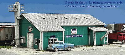Blair Line 1007 N Scale Farmer's Fertilizer Bulk Plant Kit - 5 x 4"
