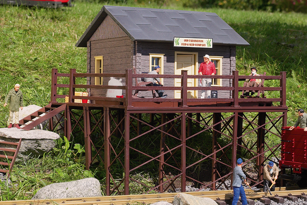 Piko 62112 G Scale Old Fallsington Feed & Seed Kit