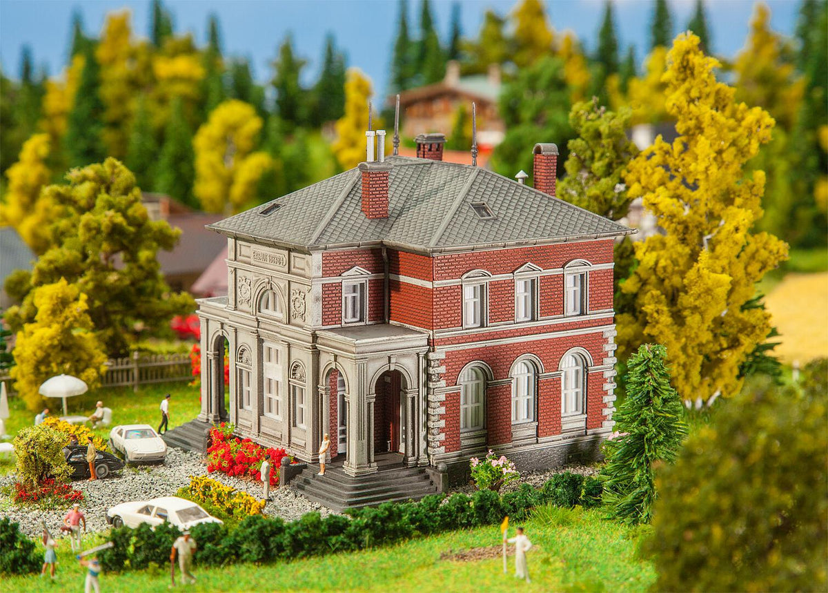 Faller 232213 N Scale Administrative Building Model Kit