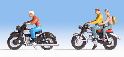 Noch 45904 TT Scale Motorcyclists/Motorbikers -- 3 Bikers & 2 Motorcycles